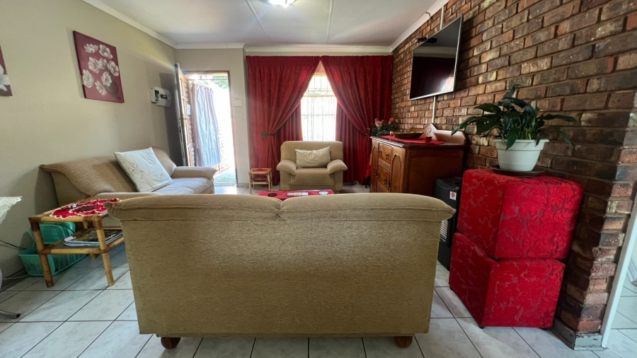 2 Bedroom Property for Sale in Navalsig Free State